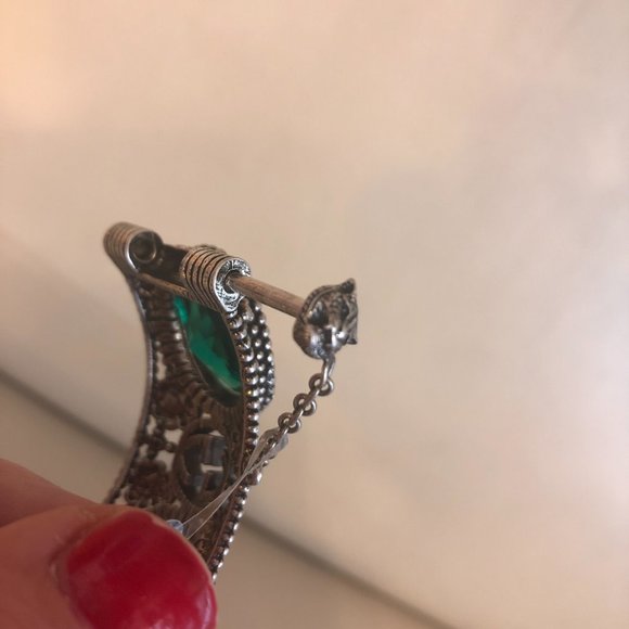 Gucci Interlocking GG Silver Bracelet with Green Crystals NEW IN BOX - Picture 5 of 5